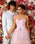 หยาดทิพย์ ราชปาล ขึ้นปกนิตยสารหญิงไทย สวมชุดแต่งงานสุดเซ็กซี่ของฟินาเล่เวดดิ้งสตูดิโอ